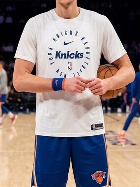 Authentic New York Knicks Nike Legend On-Court Practice Performance Tee NEW!